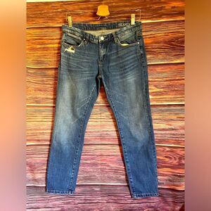 Women’s BLANK NYC Distress Jeans. Size 27.